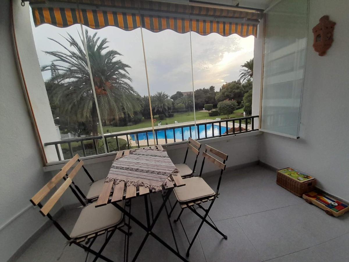 Apartment With Pool Near The Beach มาร์เบยา ภายนอก รูปภาพ